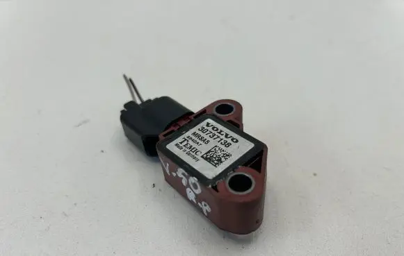 Volvo C30 Airbag deployment crash/impact sensor 8840A7 30737138 MRSA5