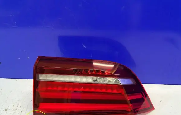BMW X5 F15 Tailgate rear/tail lights 01129804