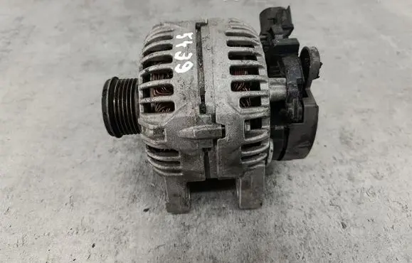 Peugeot 207 Generator/alternator 9646321880