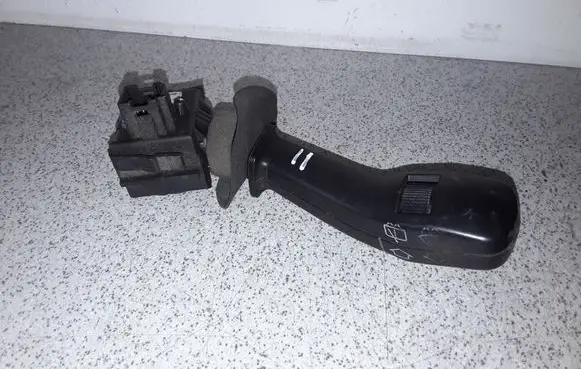 BMW 5 E39 Wiper control stalk 8360879