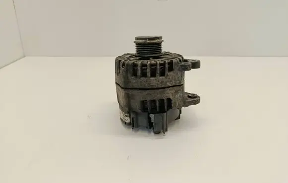 Volkswagen Touareg II Generator/alternator 059903023L