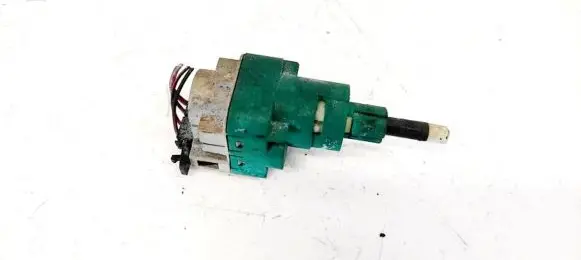 Volkswagen Touareg I Brake pedal sensor switch 7L6945511