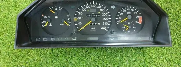 Mercedes-Benz E W124 Speedometer (instrument cluster) 1245438724