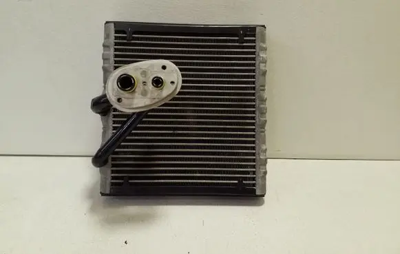 Air conditioning (A/C) radiator (interior)