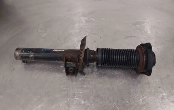 Volkswagen PASSAT B6 Front shock absorber/damper 3C0413031AC 13K6A1