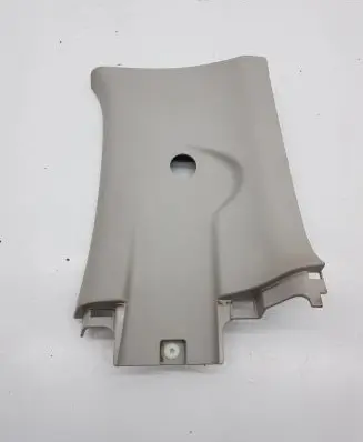 Mitsubishi L200 (C) pillar trim 7212A148ZZ