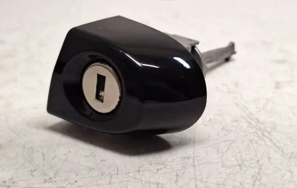 BMW X3 F25 Front door lock (next to the handle) 51217290471 51217290473
