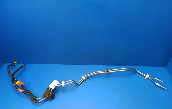 Land Rover Evoque II Fuel main line pipe LK729J280BB