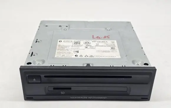 Volkswagen PASSAT B8 Navigation unit CD/DVD player 3Q0035820A