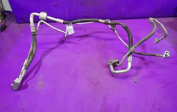 Opel Astra H Air conditioning (A/C) pipe/hose 
