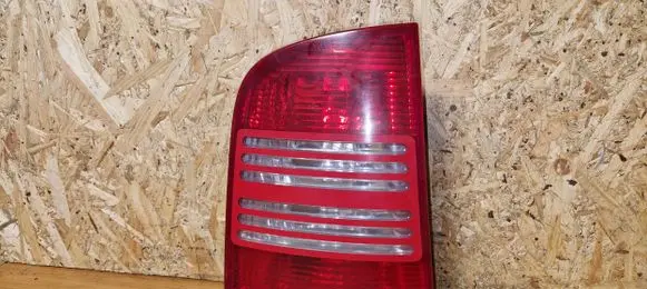 Skoda Octavia Mk1 (1U) Rear/tail lights 1u9945095