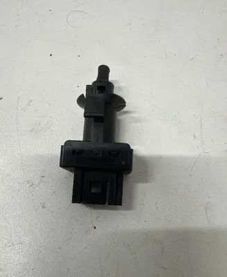 Mercedes-Benz A W176 Clutch pedal sensor A0065451014