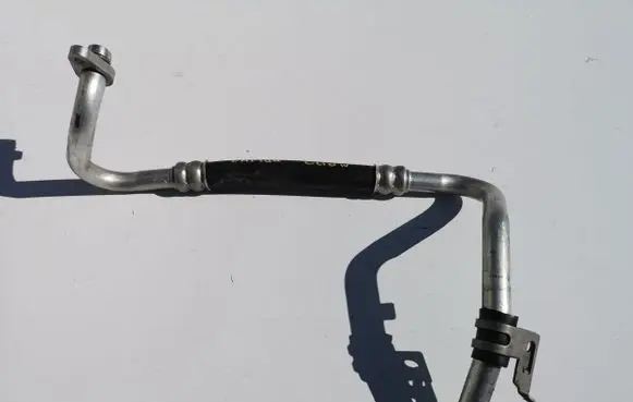 Renault Captur Air conditioning (A/C) pipe/hose