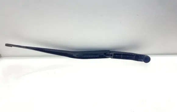 Subaru Outback Front wiper blade arm