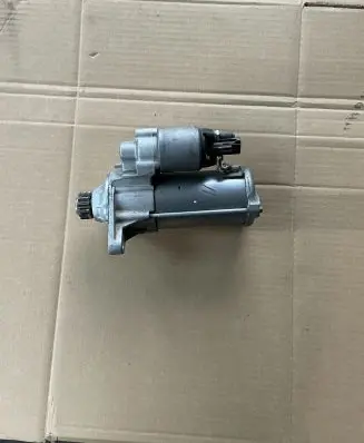 Volkswagen Arteon Starter motor 02E911024M