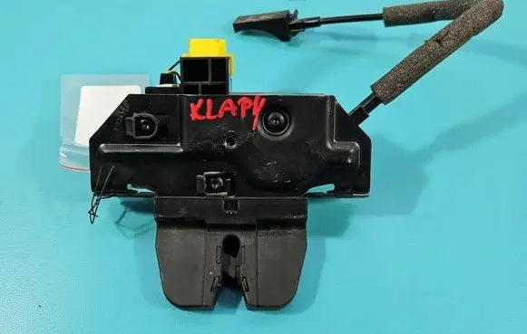 Opel Vectra C Tailgate/trunk/boot lock/catch/latch IMPRK1552921
