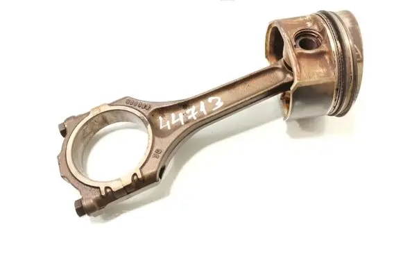 Volkswagen Touareg I Piston with connecting rod 