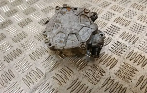 Volkswagen Caddy Vacuum pump 03L145100