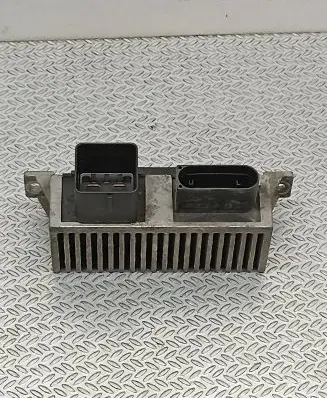 Renault Laguna III Glow plug pre-heat relay 8200558438A RCS812
