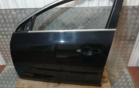Volvo S60 Front door