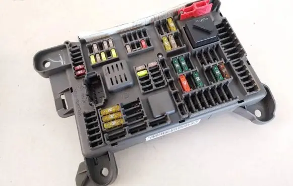 BMW X5 E70 Fuse box set 518954021a 693168704