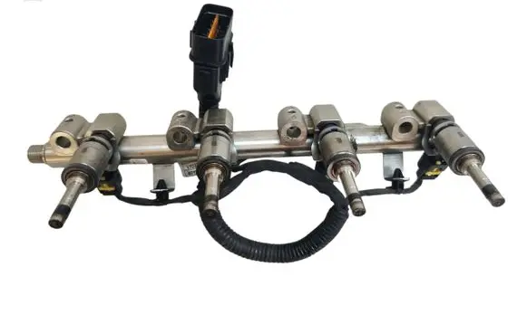 Hyundai i30 Fuel injector supply line/pipe 