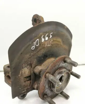 Nissan X-Trail T31 Front wheel hub spindle knuckle