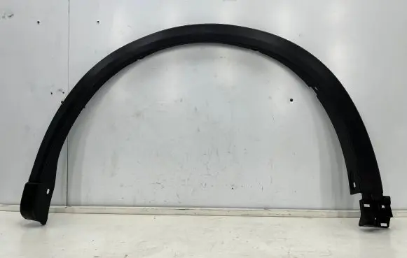 Front arch trim