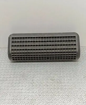 Ford Transit VII Quarter panel pressure vent 7C11A280B62AA