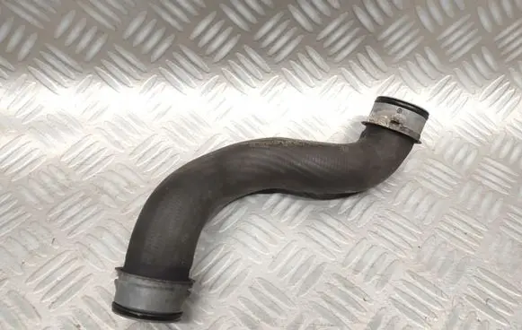 Mercedes-Benz E W212 Engine coolant pipe/hose A2045011682