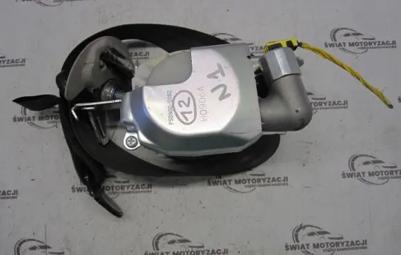 Hyundai i40 Front seatbelt