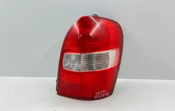 Mazda 323 F Rear/tail lights 