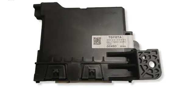 Toyota Auris E180 Air conditioning/heating control unit 8865002E10