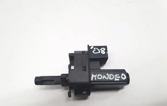 Clutch pedal sensor