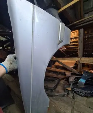 Peugeot 405 Fender