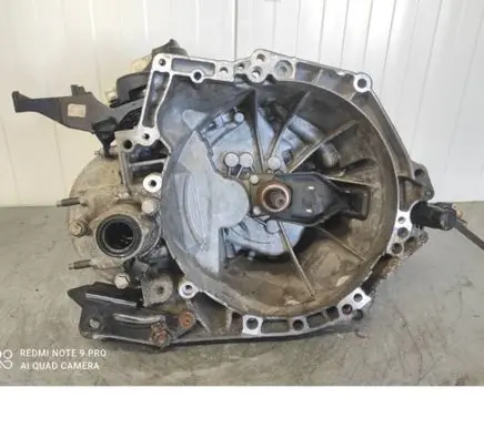 Toyota ProAce City Manual 6 speed gearbox 20V261