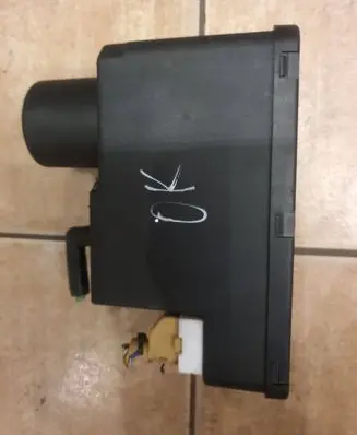 Audi A4 S4 B5 8D Central locking vacuum pump 4A0862257J
