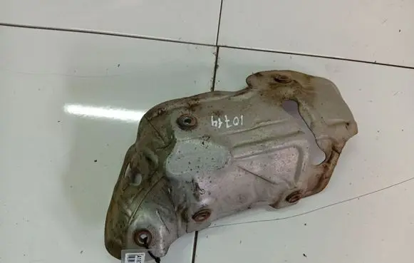 Toyota Avensis T250 Other exhaust manifold parts 