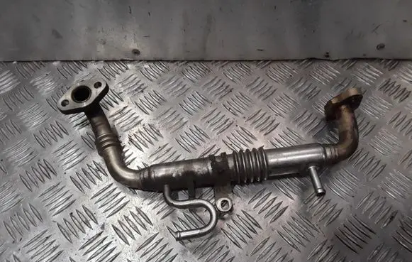 Toyota Avensis Verso EGR valve line/pipe/hose 22C4K