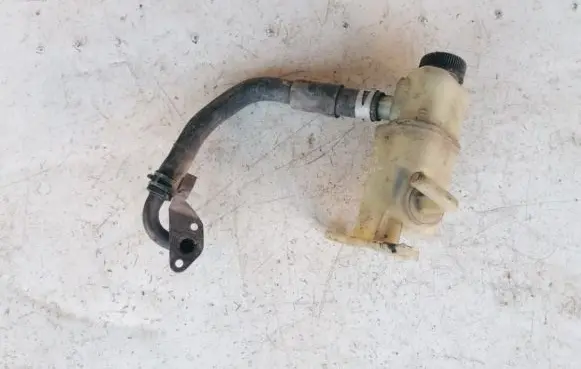Mazda 626 Power steering fluid tank/reservoir