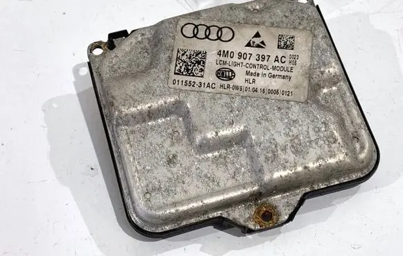 Audi A4 S4 B9 Voltage converter/converter module 4M0907397AC