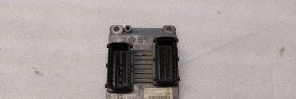 Fiat Punto (188) Engine control unit/module 0261204983 1037352994 00467826310