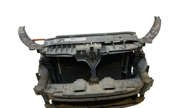 Volkswagen Tiguan Radiator set 5N0121253L 5N0807109 3C0145805AM