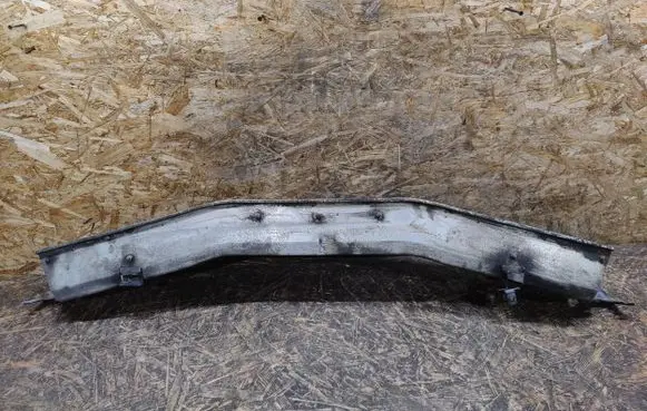 Porsche 928 Front bumper cross member