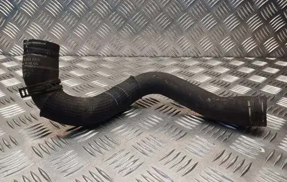 Opel Zafira B Engine coolant pipe/hose 13223885 422393376
