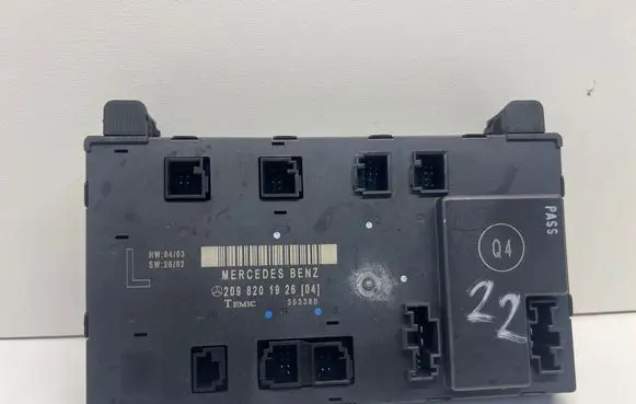 Mercedes-Benz CLK A209 C209 Door control unit/module 2098201926 353380