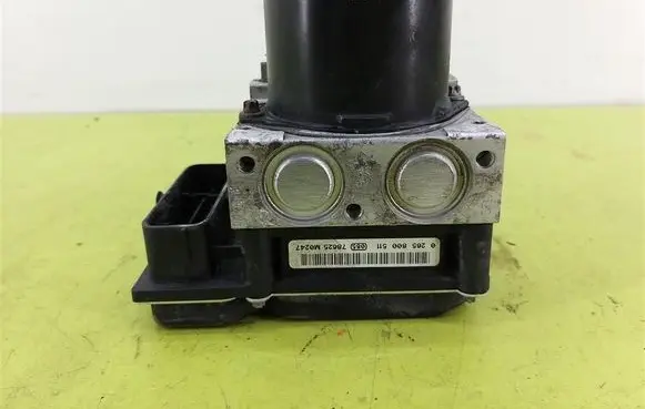 Skoda Fabia Mk1 (6Y) ABS Pump 0265231712