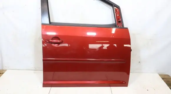 Volkswagen Touran I Front door