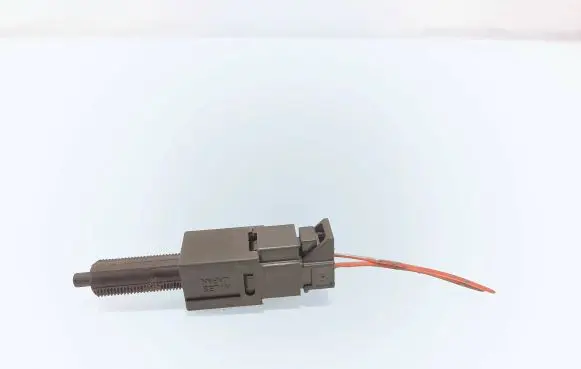 Nissan Almera N16 Brake pedal sensor switch 0729U