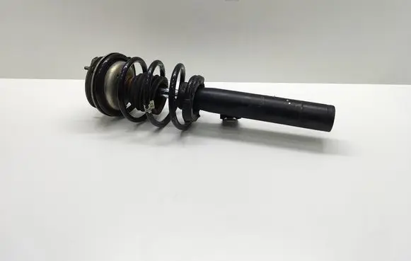 BMW 5 E60 E61 Front shock absorber with coil spring 6786518 678651801 31316786518